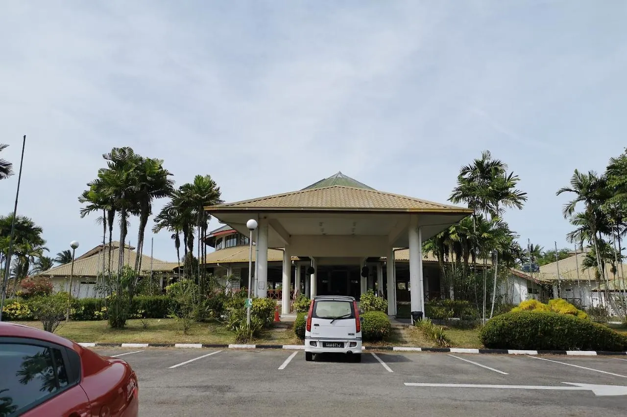 **  Oyo 89972 Borneo Paradise Beach Hotel Kinarut Malaysia