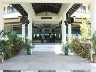 Oyo 89972 Borneo Paradise Beach Hotel Kinarut