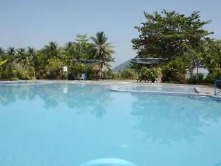 Oyo 89972 Borneo Paradise Beach Hotel Kinarut