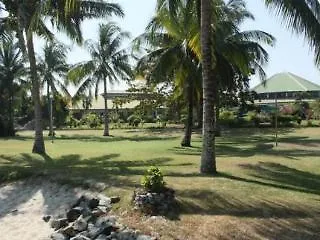 Oyo 89972 Borneo Paradise Beach Hotel Kinarut